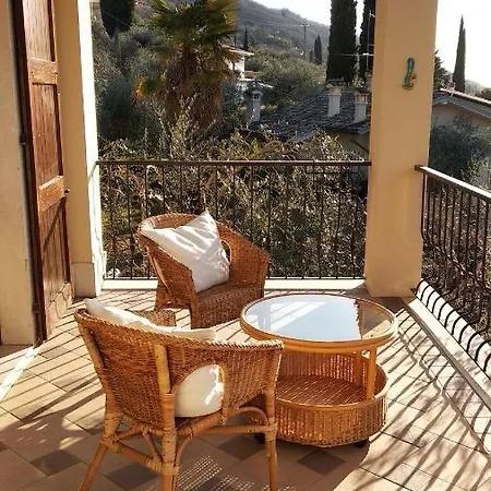 Villa Mery Torri Del Benaco Exterior photo